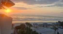 New Smyrna Beach rejects proposal to allow peddle pubs