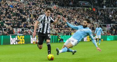 Newcastle Confidential: Tino Livramento contract update as Man City set sights on England right back, the French wonderkid on Toon radar, Eddie Howe's special plan for the derby and latest on Nick Pope's battle for No 1 with Aaron Ramsdale