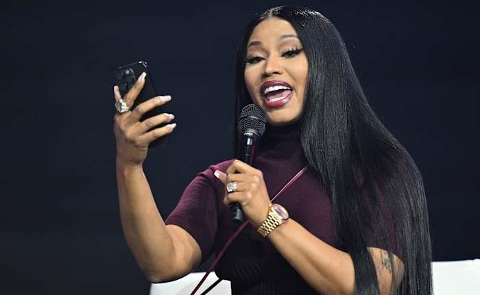 Nicki Minaj surprises conservatives with praise for Trump, Vance at Arizona event