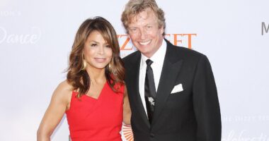 Nigel Lythgoe denies Paula Abdul's sexual assault allegations again