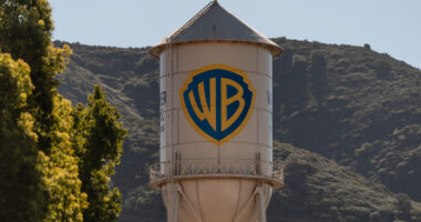 Paramount goes hostile in bid for Warner Bros., challenging a $72 billion bid by Netflix