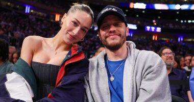 Pete Davidson's love Elsie Hewitt poses in adult diaper after birth