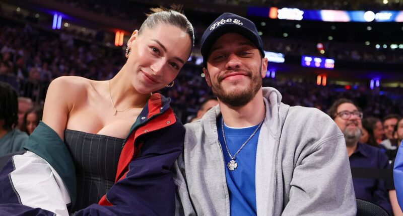 Pete Davidson's love Elsie Hewitt poses in adult diaper after birth