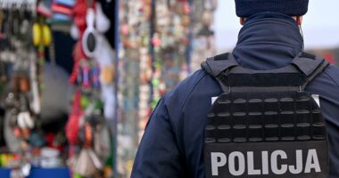 Poland foils ISIS-type bomb plot as Sydney attack triggers UK, Europe terror alerts