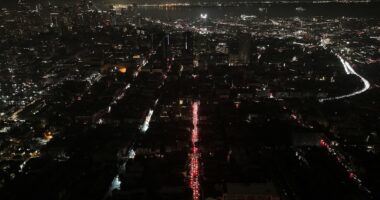 Power blackout leaves at least a third of San Francisco in darkness