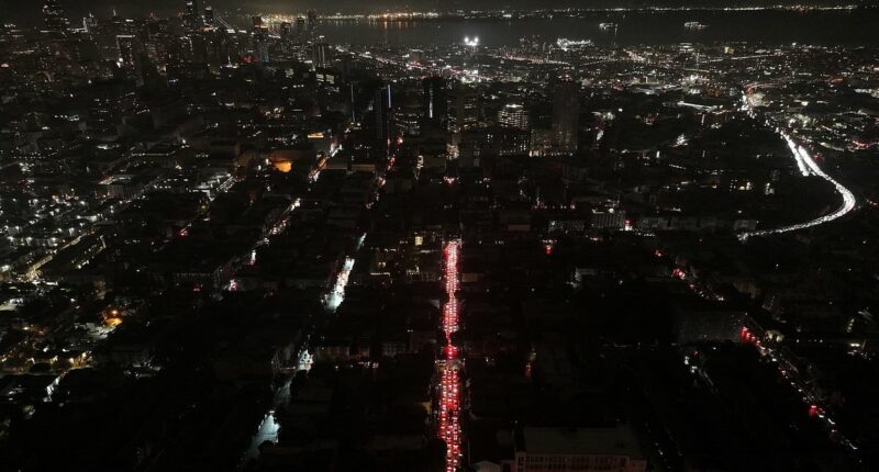 Power blackout leaves at least a third of San Francisco in darkness