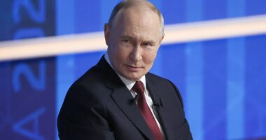 Putin claims 'troops are advancing,' will achieve goals as EU approves massive Ukraine loan