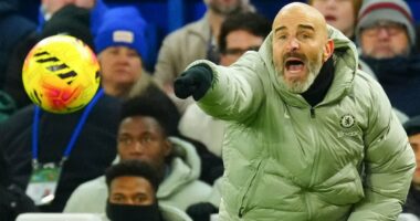 Revealed: Enzo Maresca's masterplan to hold out with 10 men against Arsenal - Chelsea's half-time tactical shift that learned from past mistakes, why Pedro Neto swapped wings and how he justified hooking Estevao Willian