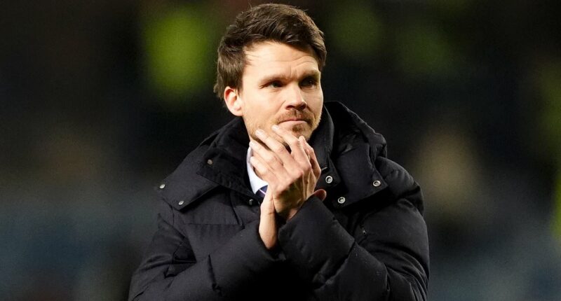 Rohl urges Rangers to be more ruthless after watching Ibrox men scrap their way to third place with unconvincing win over Hibs