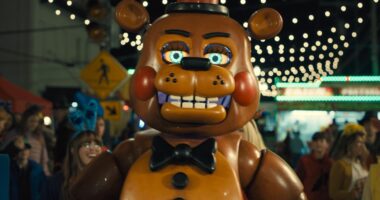 Rotten Tomatoes Critics Crush ‘Five Nights At Freddy’s 2’