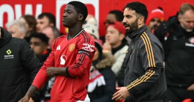 Ruben Amorim hits back at former Man United stars' criticism of Kobbie Mainoo's lack of minutes: 'Sometimes they don't have all the information'