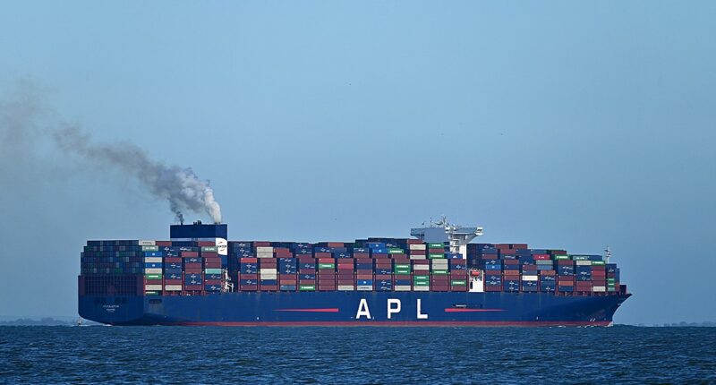 Russian spies infiltrate UK on cargo ships to scout military sites, find weaknesses