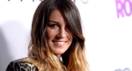 Celebrity Net Worth logo