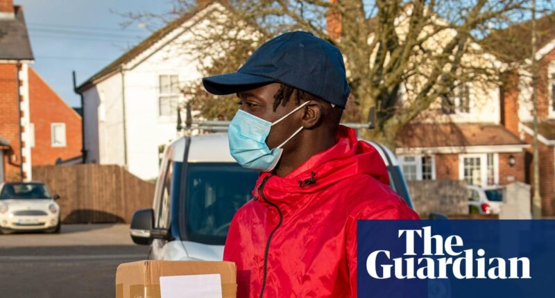 Should people wear a mask in public if they feel unwell with flu?