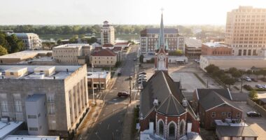 Southern state drowning in homes worth less than what owners still owe