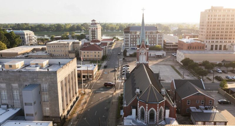 Southern state drowning in homes worth less than what owners still owe