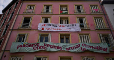 Spain fines Airbnb $75 million for unlicensed tourist rentals