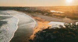 Sydney to swelter through more heatwave conditions as nine regions face total fire bans