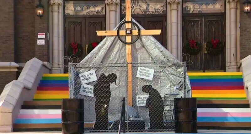 Texas church depicts Holy Family in cage wrapped in barbed wire in nativity display