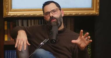 Texas pastor says women must 'lose 30 pounds' to find a husband