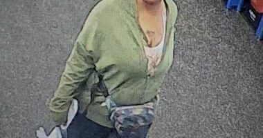 Texas woman arrested for hiding razor blades in loaves of bread at Mississippi Walmart stores