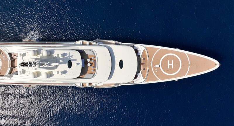 The 500ft 'gigayachts' at the top of billionaire's Christmas list...