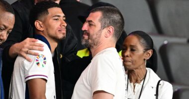 The dark side of Mark Bellingham: OLIVER HOLT reveals Jude's dad's jaw-dropping tirades behind closed doors, how he made his son a 'special case' and how it has split the England dressing room