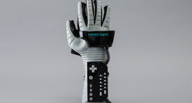 The terrible Nintendo controller that helped make VR happen