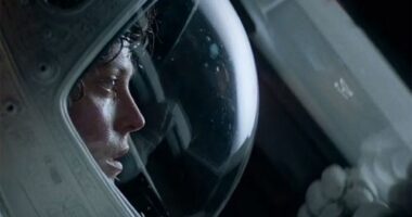 Sigourney Weaver was not a well-known actress when she was cast in Alien.