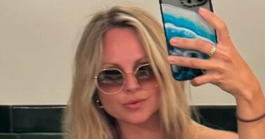 Tina O'Brien jets off for a sun-soaked getaway for the New Year