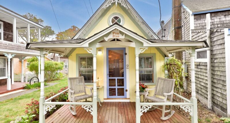 Tiny 'gingerbread house' on Martha's Vineyard selling for 6 figure sum