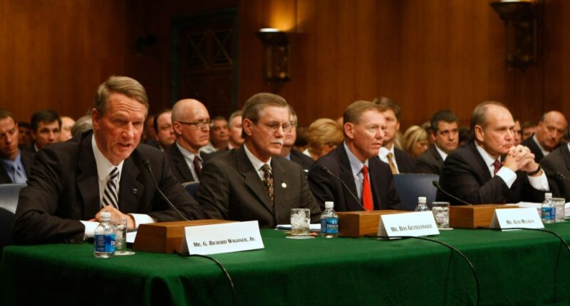 Today in History: December 19, U.S. auto industry gets emergency bailout