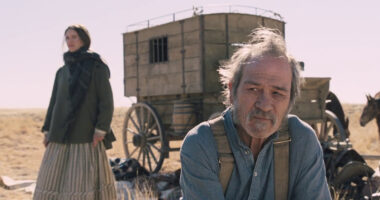 Tommy Lee Jones' Emotional 2014 Western Needs To Be On Your Prime Video Watchlist