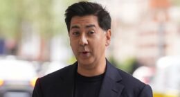 Trump bans two Britons and former EU commissioner from the States