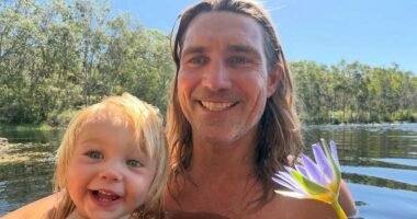 Update on tradie who flew to US to stop baby daughter being ADOPTED