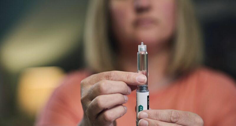 Weight loss jabs trend could have 'serious health risks', expert warns