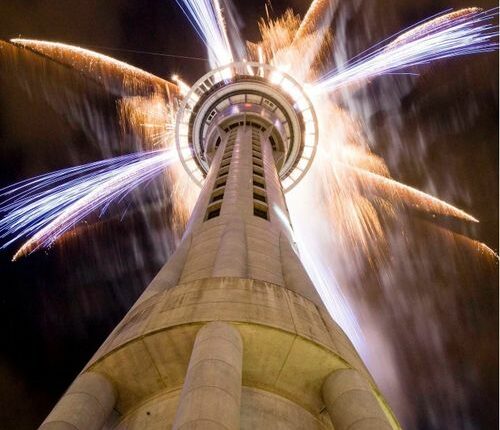 World parties at New Year's Eve celebrations to bring an end to 2025