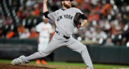 Yankees re-signing Paul Blackburn to one-year deal