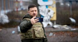 Zelenskyy visits frontline Ukrainian city weeks after Russia claimed it took control