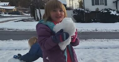 'Super flu' ravaging America kills a dozen more children... as grieving parents issue urgent plea