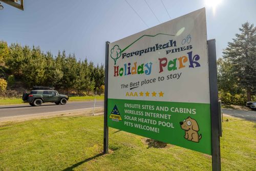 Porepunkah Pines Holiday Park