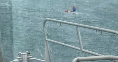 2 teens rescued after boat capsizes off New Smyrna Beach coast, officials say