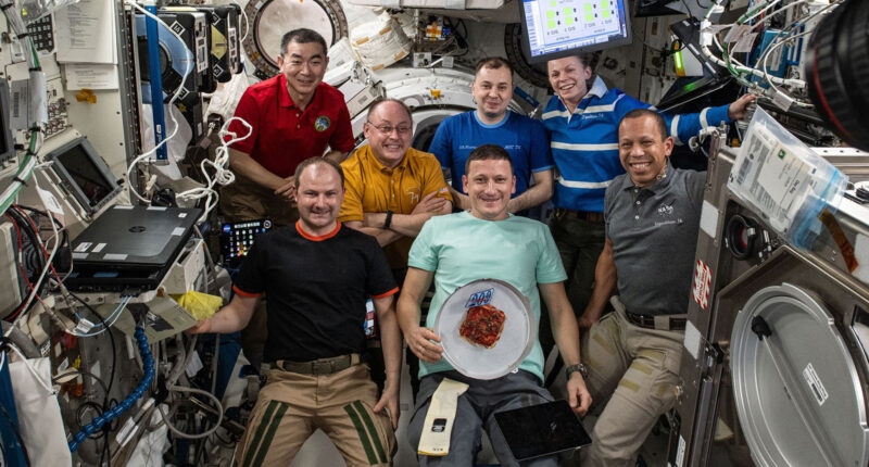 4 astronauts to depart ISS, leaving behind just 3 crewmates to staff the orbiting lab