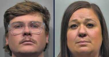 4-year-old girl forced to watch family decorate Christmas tree while she stood outside in the cold because she wet herself: Cops