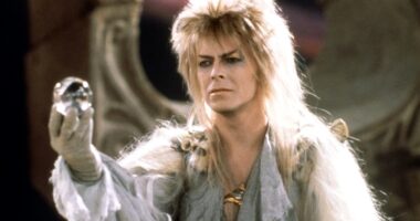 5 Fantasy Movies That Created Entire Worlds With Almost No CGI