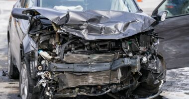 7-year-old girl clinging to life after devastating Staten Island crash