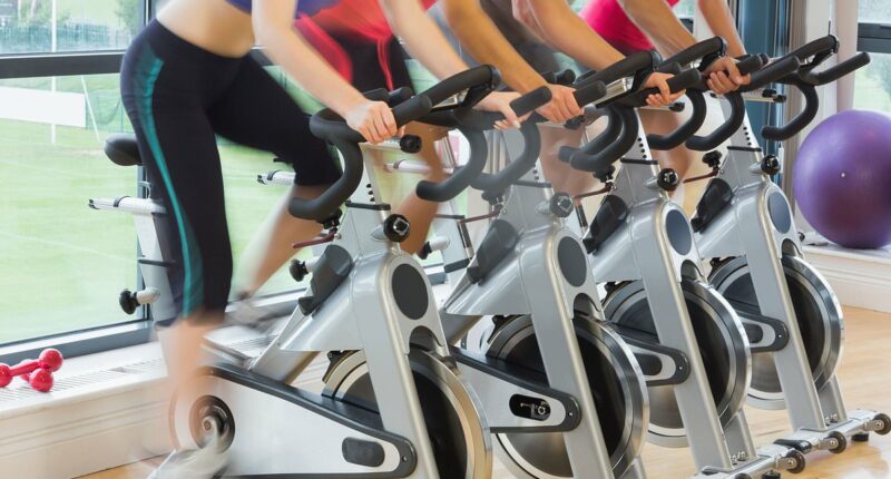 A 10-minute workout could help halt bowel cancer before it takes hold, say scientists