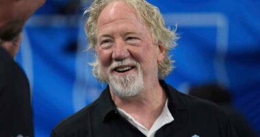 Actor Timothy Busfield's attorneys say an investigation undermines state's child sex abuse charges