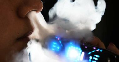 After Mexico bans vapes, cartels tighten their grip on a booming market