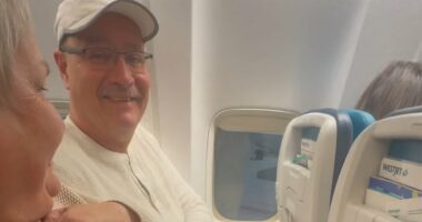 Airline's changes to plane seats raise concerns after viral clip